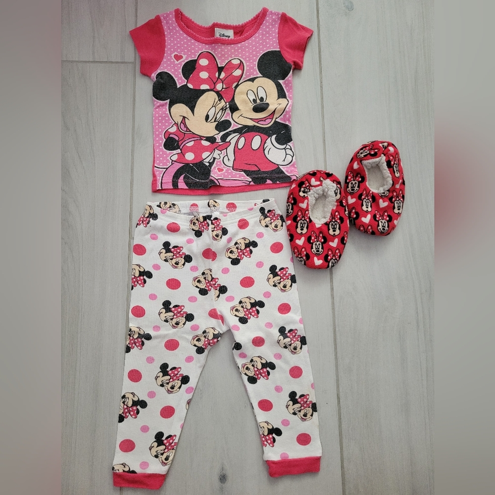 Pajama Bundle Size 18 Months Minnie Mouse Disney and Slippers